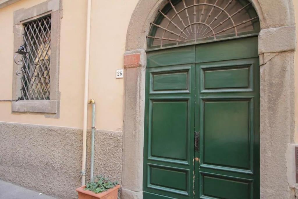 Mansarda Nel Cuore Di Livorno Zewnętrze zdjęcie